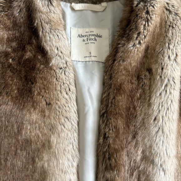 Abercrombie & Fitch Fur Vest - Picture 2 of 4